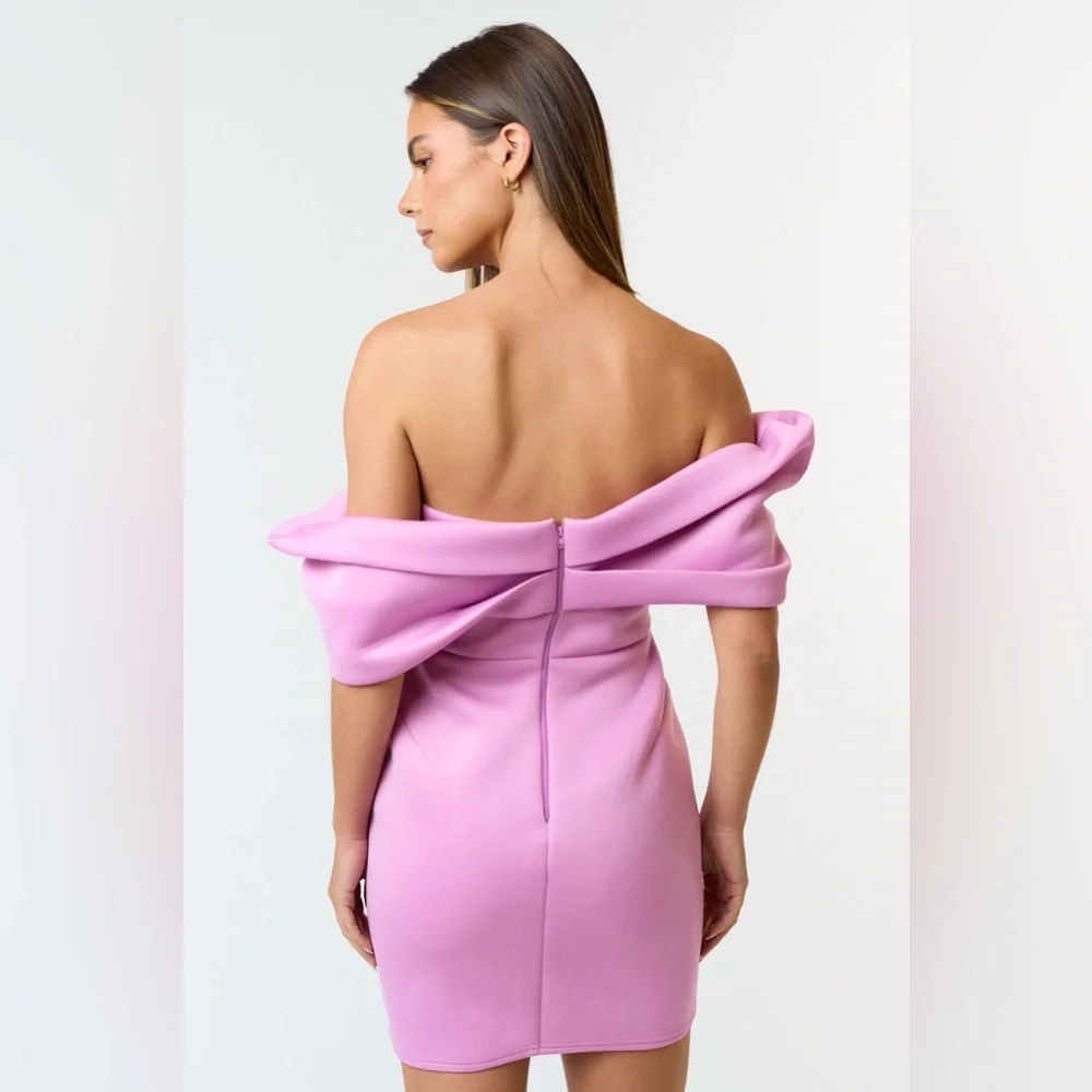 Dress - Picture 6 of 6